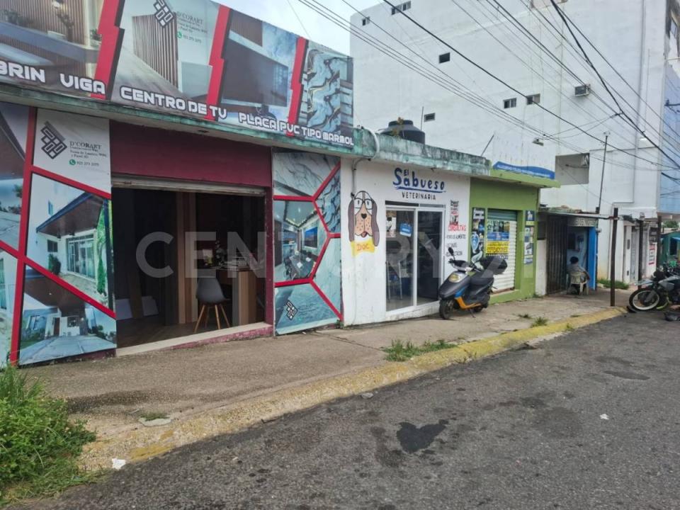 Av. Universidad Veracruzana L-7 M-353 1703, Coatzacoalcos, Veracruz 96560, Meksika