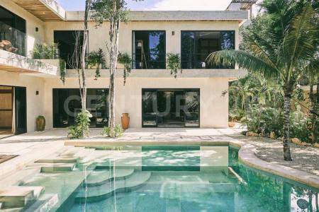 CALLE 14 SUR Y CALLE 16 SUR , Tulum, Quintana Roo 77760, Mexico