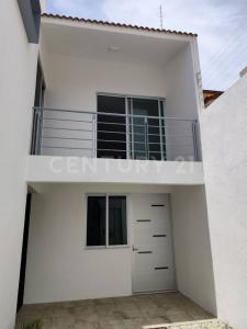 Priv. Puerto Escondido S/N, Oaxaca De Juárez, Oaxaca 68023, Mexico