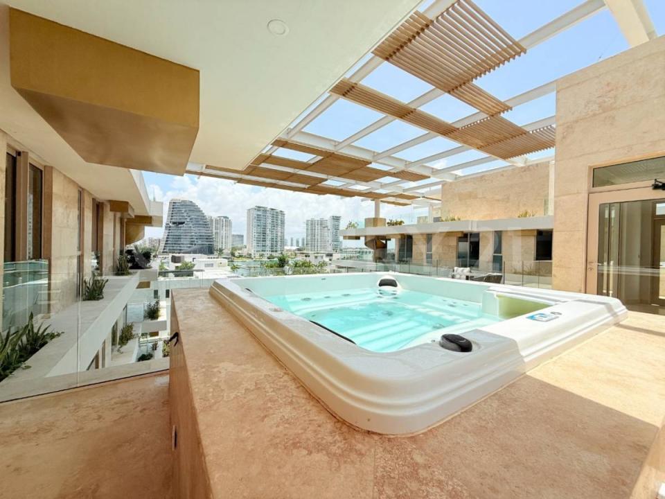 Alba Puerto Cancún S/N, Cancún/Benito Juárez, Quintana Roo 77500, Messico