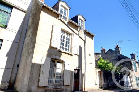 Blois, Centre-Val De Loire 41000, France