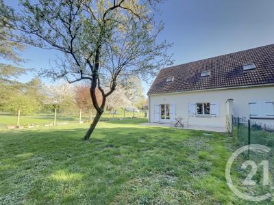 Tavers, Centre-Val De Loire 45190, France