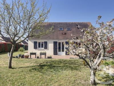 Clery St Andre, Centre-Val De Loire 45370, France