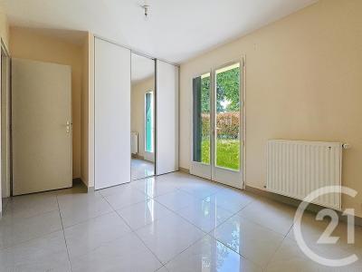 Troyes, Champagne-Ardenne 10000, France