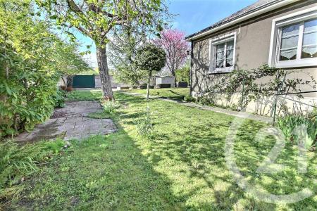 Blois, Centre-Val De Loire 41000, France