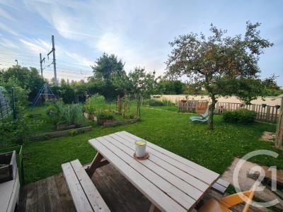 Neuilly Les Dijon, Bourgogne 21800, France