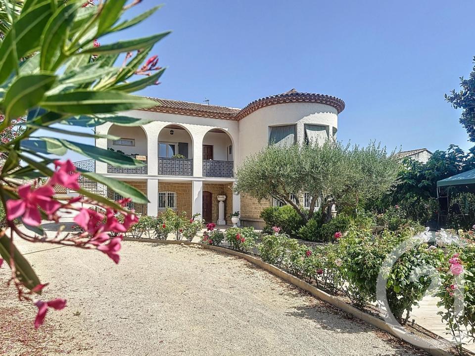 Beaucaire, לנגדוק-רוסיון 30300, צרפת