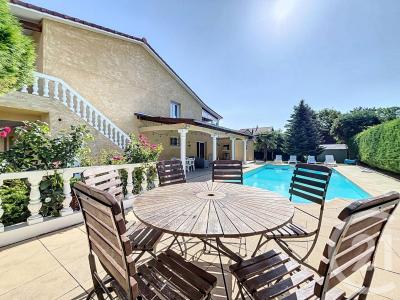 Riom, Auvergne 63200, France