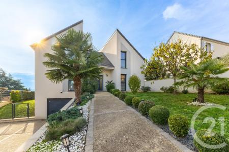 Limours, Île-de-France 91470, France