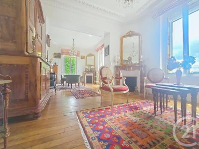 Floing, Champagne-Ardenne 08200, Francia