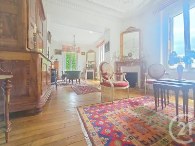 Floing, Champagne-Ardenne 08200, Francia