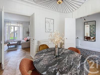 Senlis, Picardie 60300, צרפת 