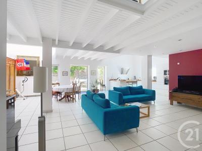 Nantes, Pays de la Loire 44000, France