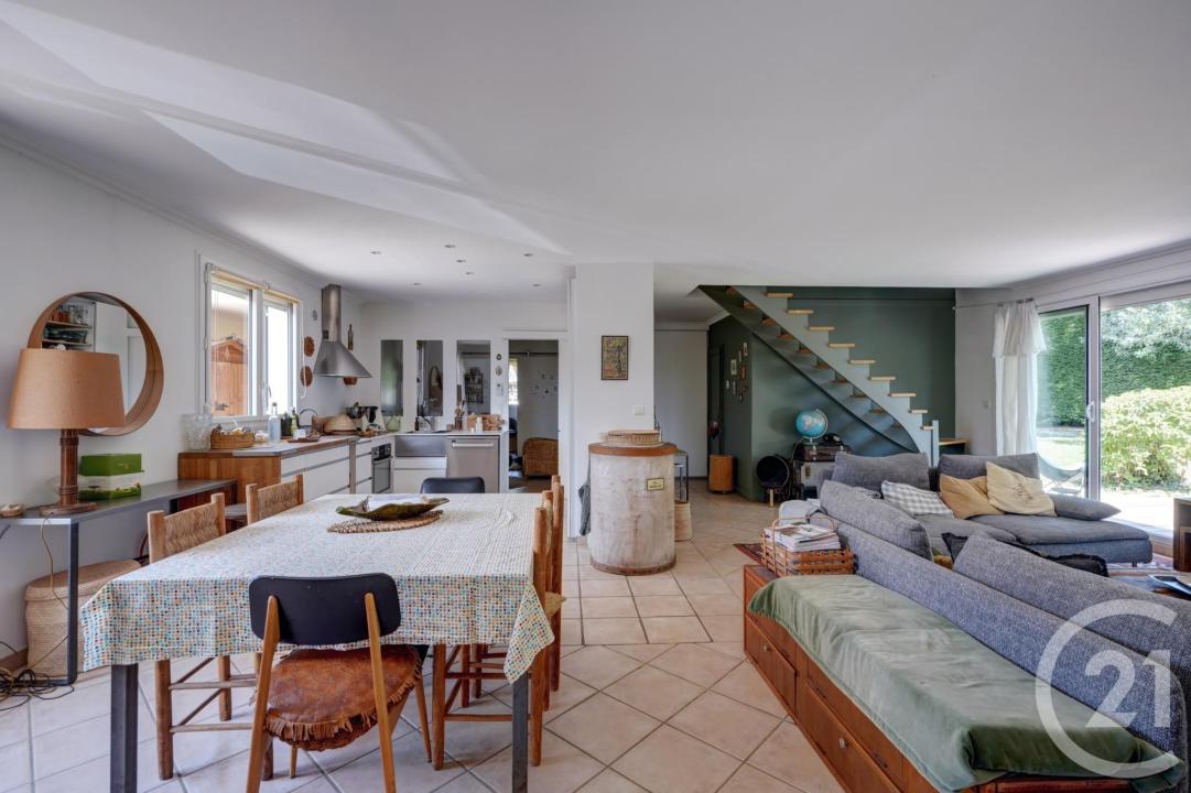 Lissieu, Rhône-Alpes 69380, France