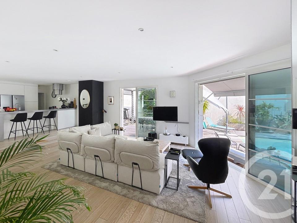 Bordeaux, Aquitania 33200, Francia