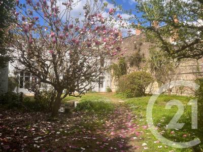 Nantes, Pays de la Loire 44000, France