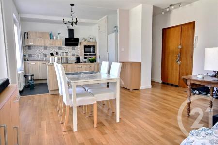 Blois, Centre-Val De Loire 41000, France