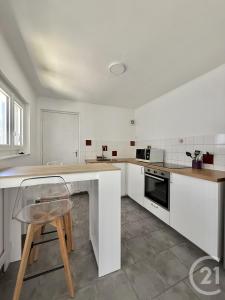 Moulins, Auvergne 03000, France