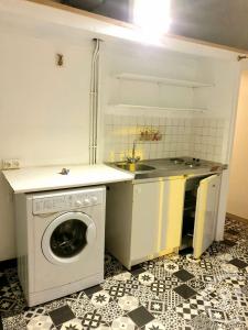 Sommieres, Languedoc-Roussillon 30250, France