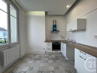 Moulins, Auvergne 03000, France