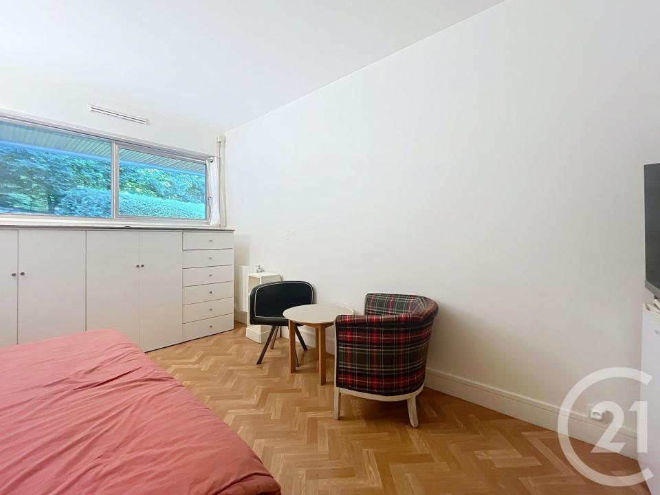 Ville D Avray, イル=ド=フランス 92410, アキタン