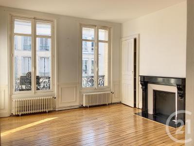 Troyes, Champagne-Ardenne 10000, France