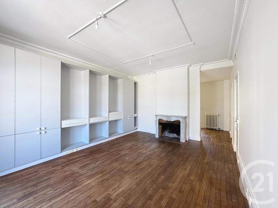 Epernay, Champagne-Ardenne 51200, Francia