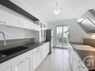 Troyes, Champagne-Ardenne 10000, France