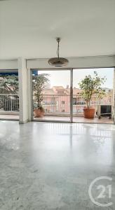 Nice, Provence-Alpes-Côte D'Azur 06200, Pháp