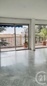 Nice, Provence-Alpes-Côte D'Azur 06200, Pháp