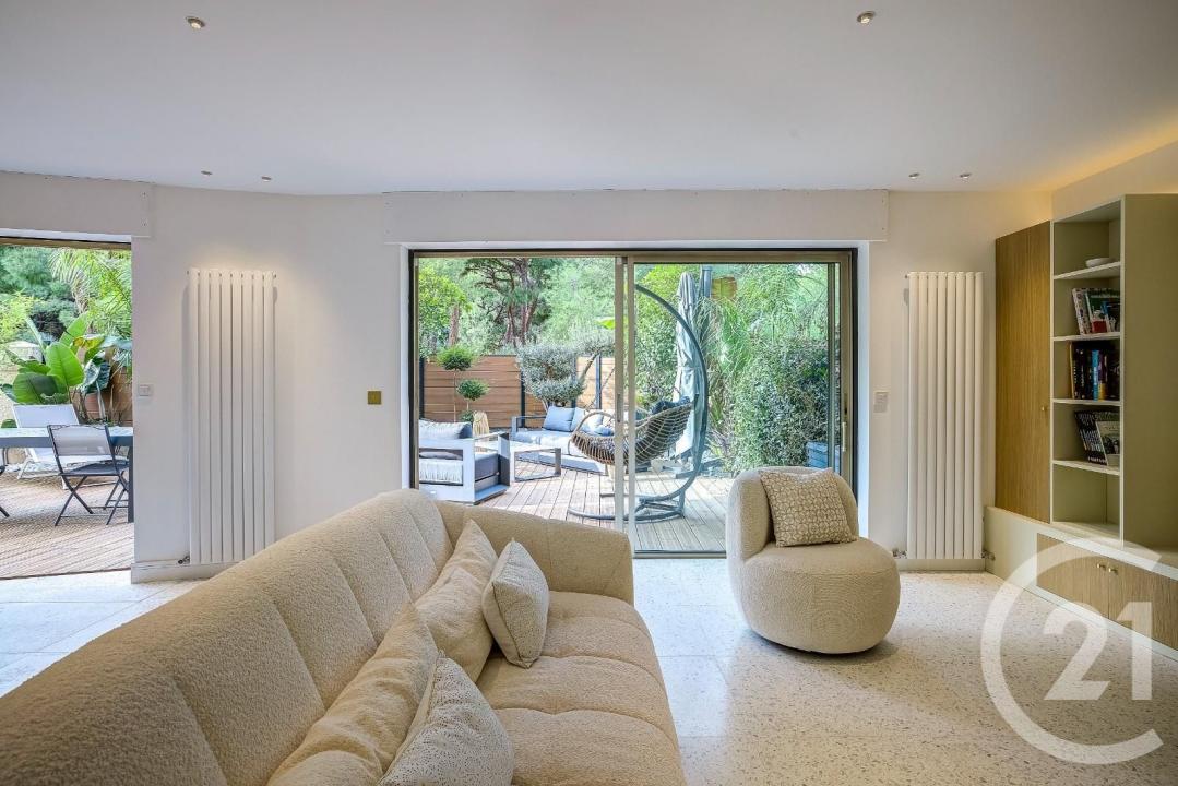 Juan Les Pins, Provence-Alpes-Côte D'Azur 06160, France