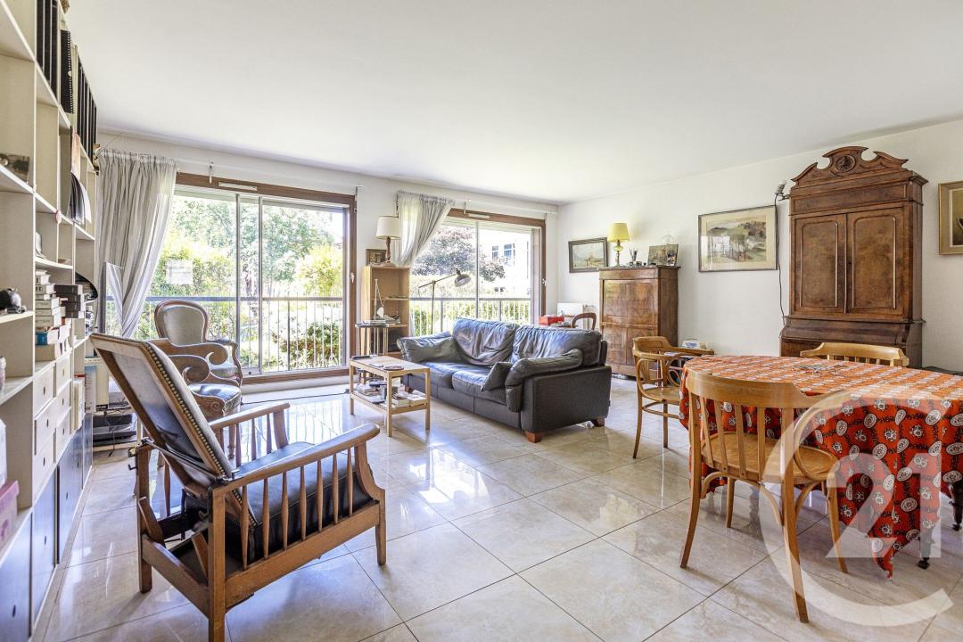 París, Isla De Francia 75005, Francia