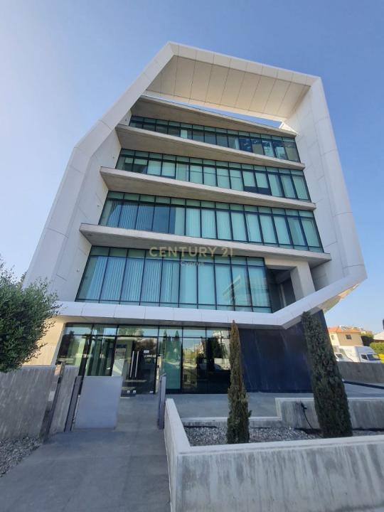 Mesa Geitonia, Cyprus