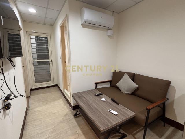 八德路四段, Songshan Dist., Taipei 105, Taiwan