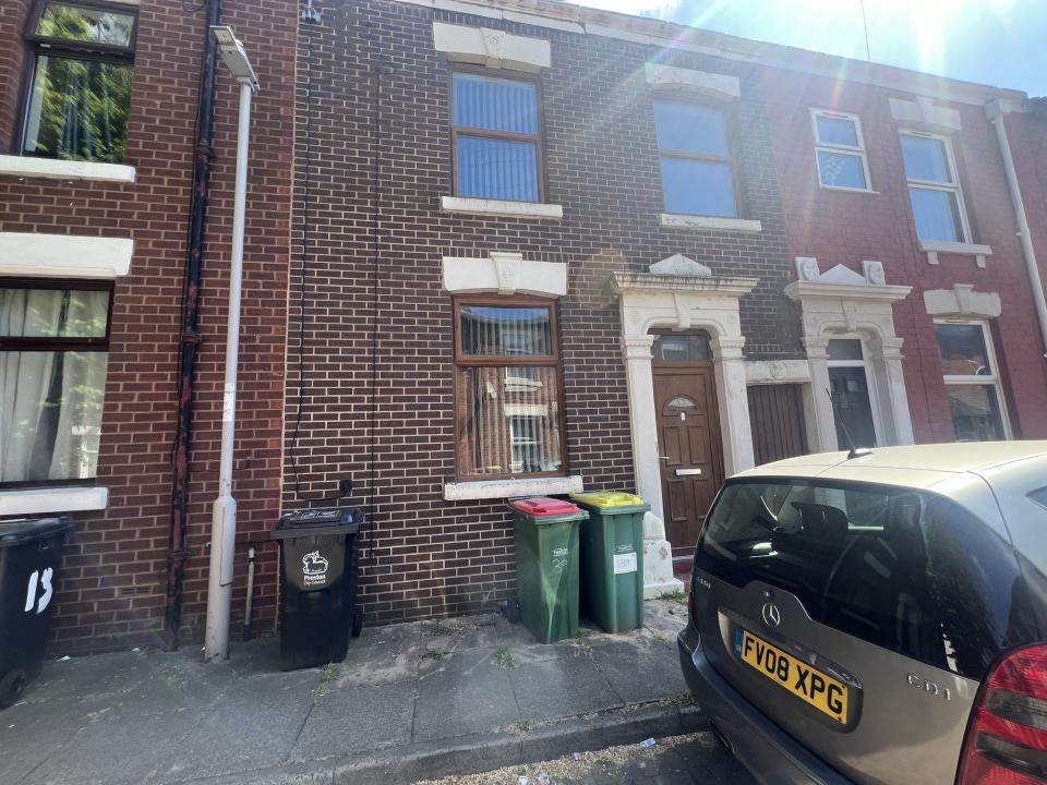 39, Milner Street, PRESTON, United Kingdom