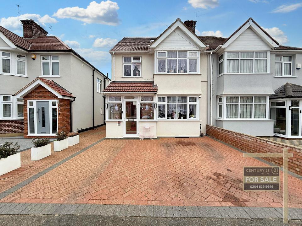 3, Beverley Avenue, HOUNSLOW, United Kingdom