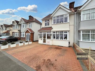 3, Beverley Avenue, HOUNSLOW, United Kingdom