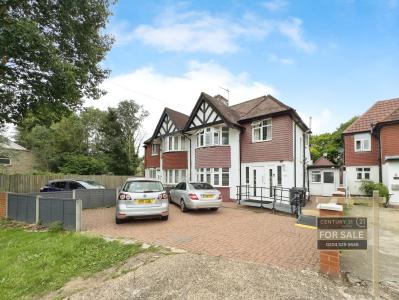 30, The Avenue, HOUNSLOW, United Kingdom