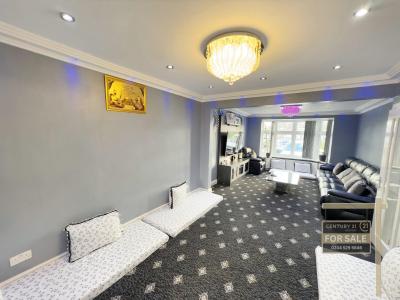 22, Sutton Square, HOUNSLOW, United Kingdom