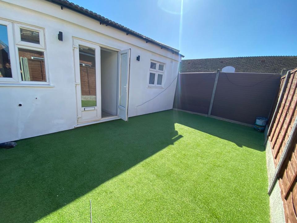 45, Park Road, ILFORD, イギリス