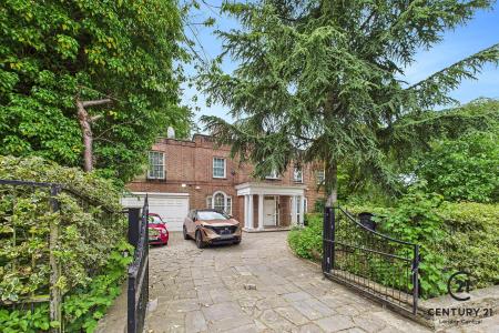 90, Winnington Road, London, United Kingdom