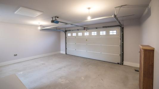 0/1, 220, New Home, United Kingdom