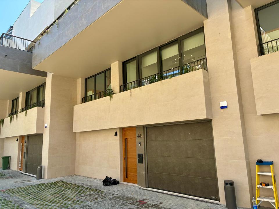 0/1, 220, North Gorge, South District, ジブラルタル