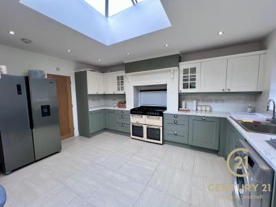 213, Woodrow Avenue, HAYES, Reino Unido