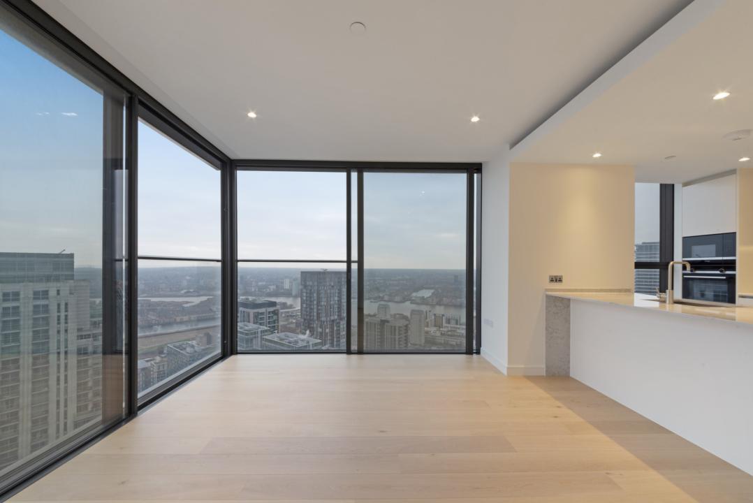 Apartment 55, 21, New Home, 英國