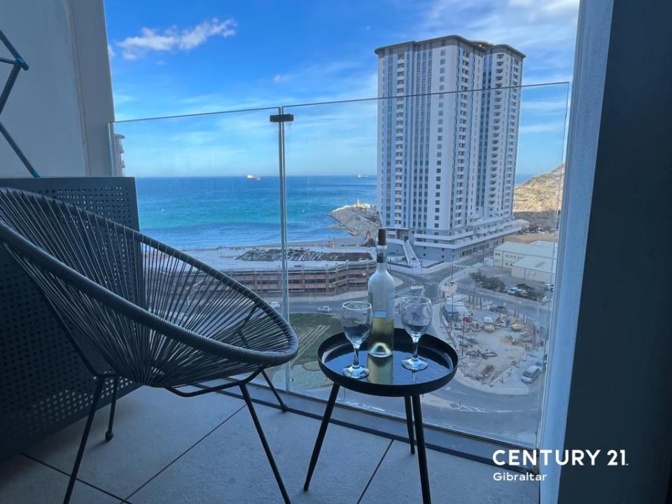 8, E1, Eastside, Gibraltar