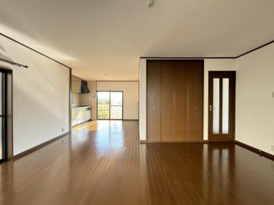 久我本町4-106, 京都市伏見区, Kyoto 612-8492, Japan