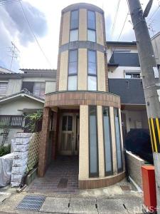 嵯峨天龍寺椎野町, 嵯峨天龍寺 アーチ型の家, 京都市右京区, Киото 616-8357, Япония