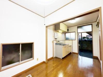 102, 赤山町４丁目7-43, メゾンS, 越谷市, Saitama 343-0807, Japan