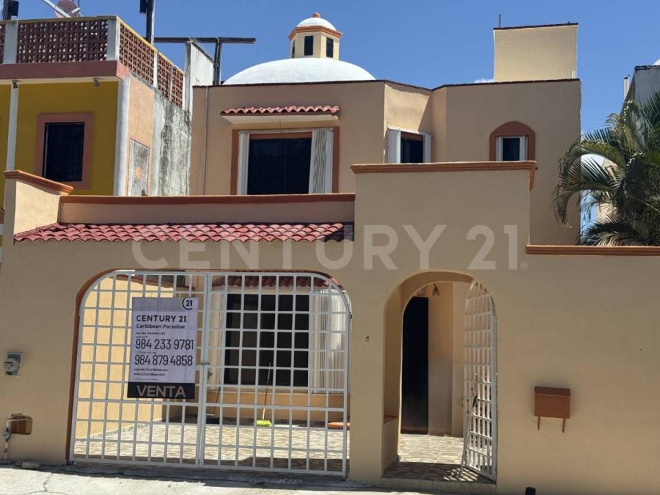 playa del carmen sin numero, Solidaridad / Riviera Maya, Quintana Roo 77710, Mexique